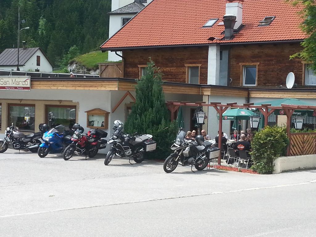 Gasthaus Traube Bichlbach Eksteriør billede