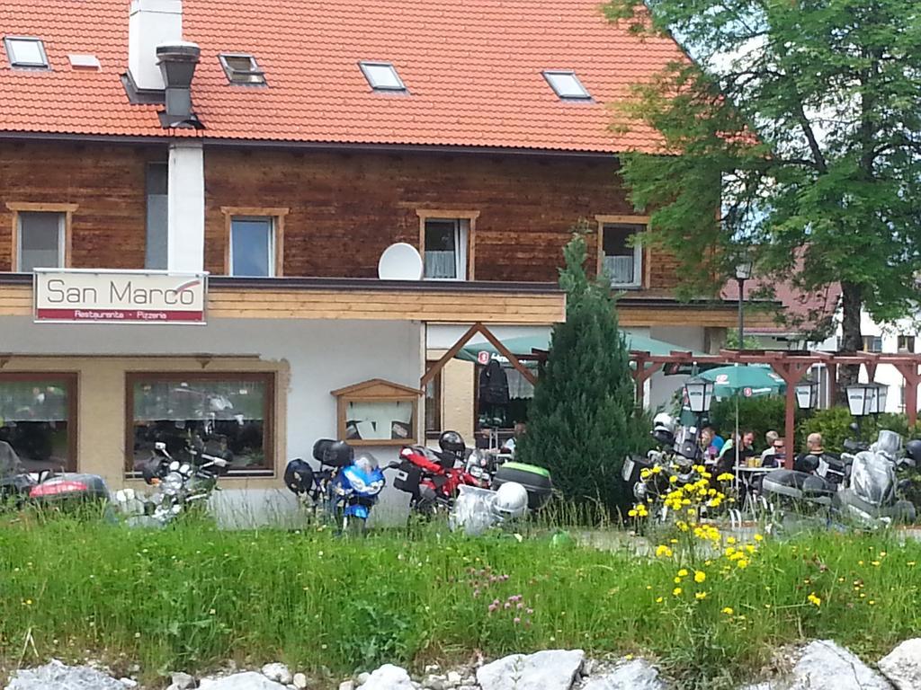 Gasthaus Traube Bichlbach Eksteriør billede