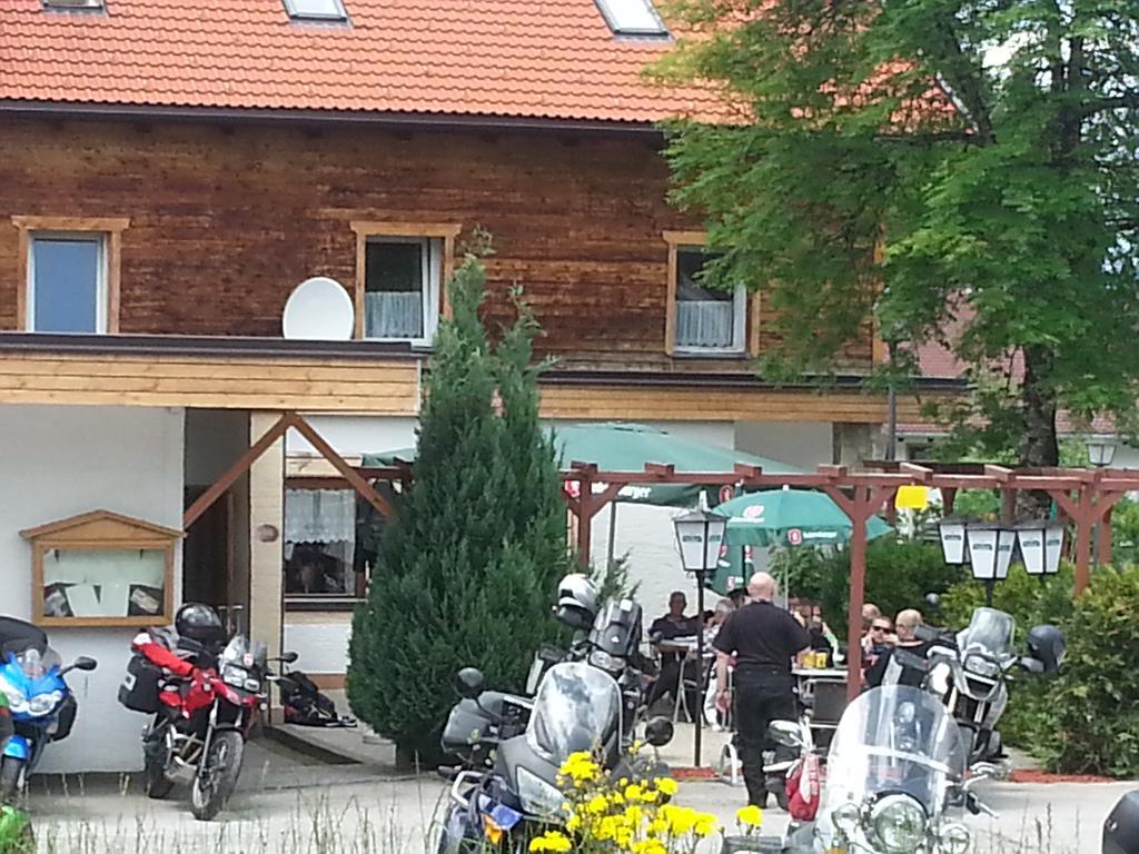 Gasthaus Traube Bichlbach Eksteriør billede