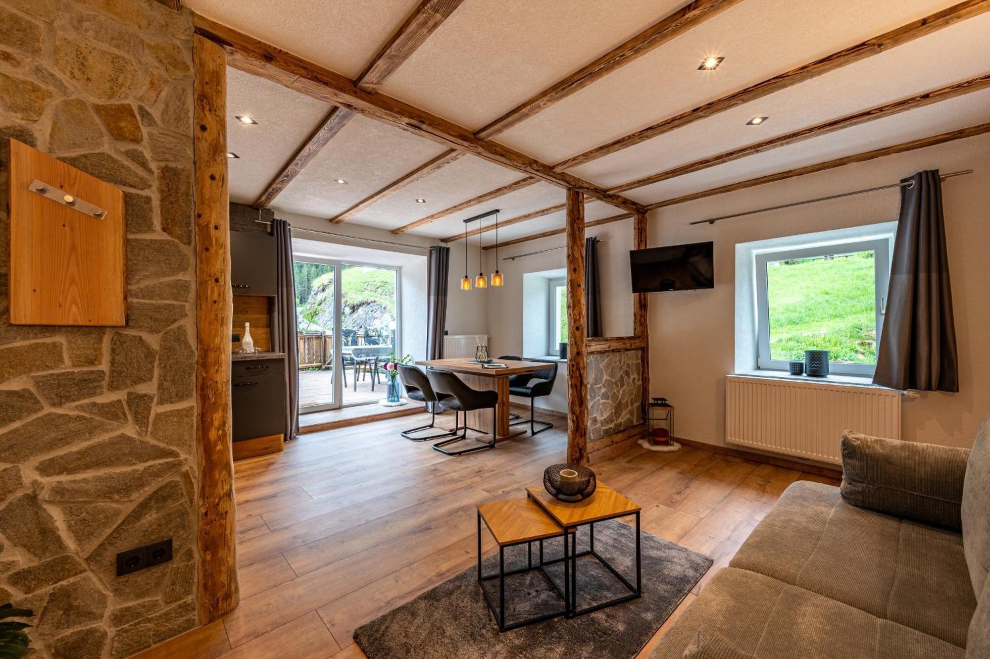 Gasthaus Traube Bichlbach Eksteriør billede